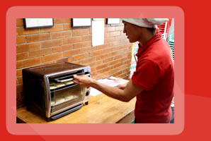 Show pizzerito con pizza, lasagna y galletas para fiestas infantiles.